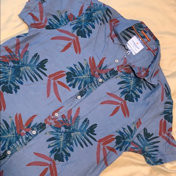 Denim & Flower Other - Men’s Flowered top